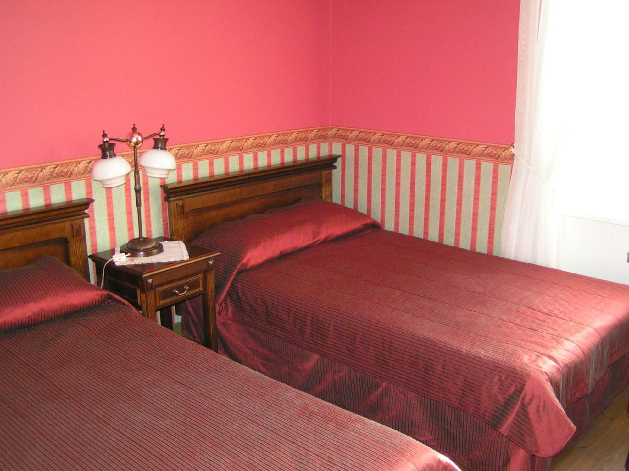 Birinu Pils Hotel Birini Luaran gambar