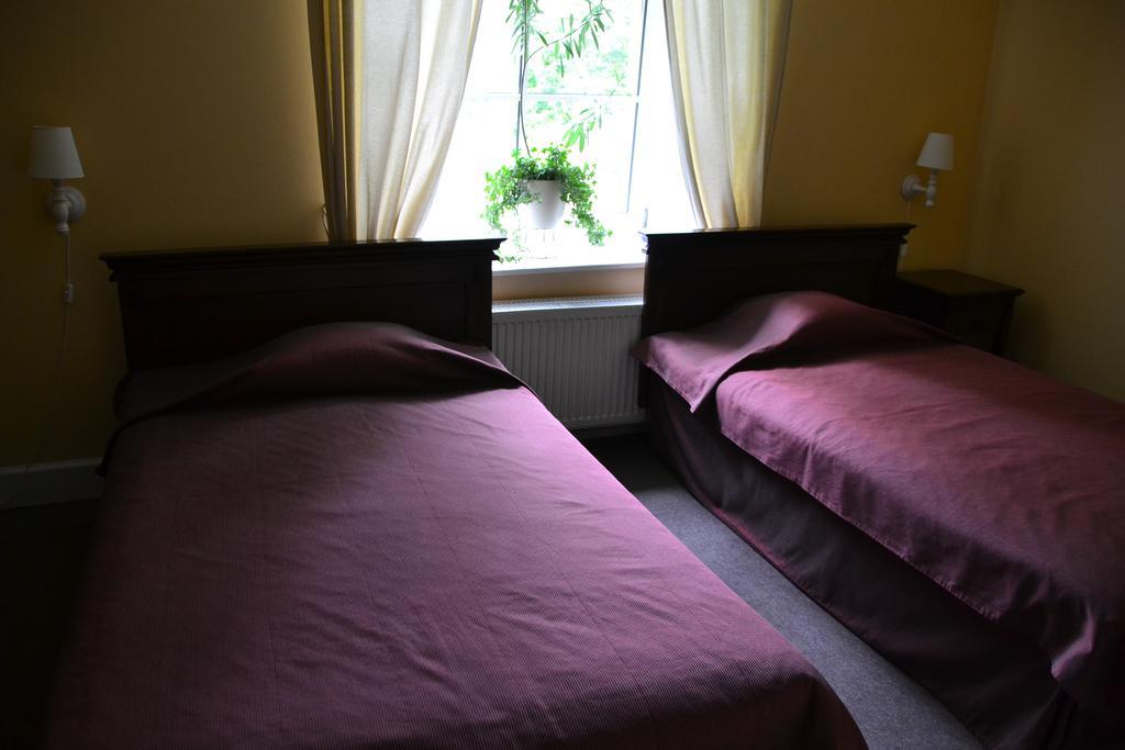Birinu Pils Hotel Birini Luaran gambar
